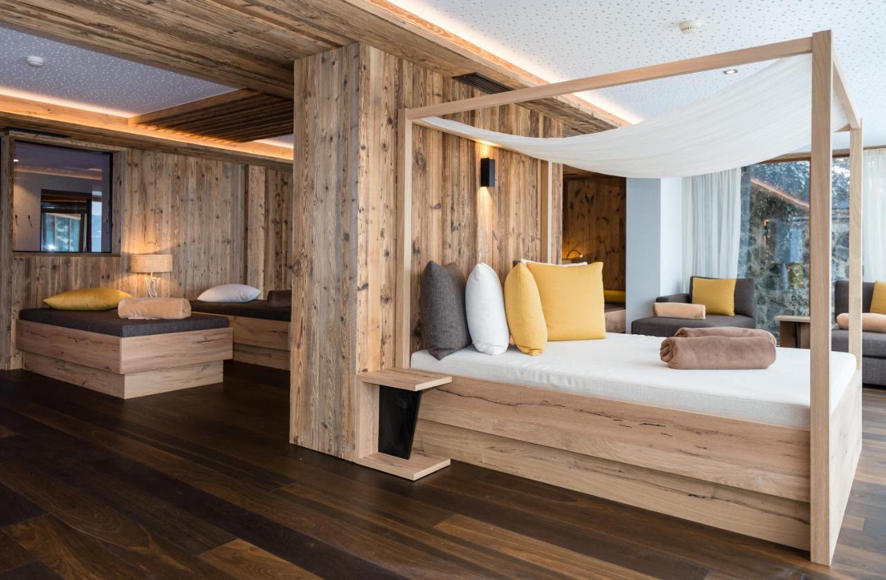 Dolmites Nature Hotel Vigilerhof Сьюзи Экстерьер фото