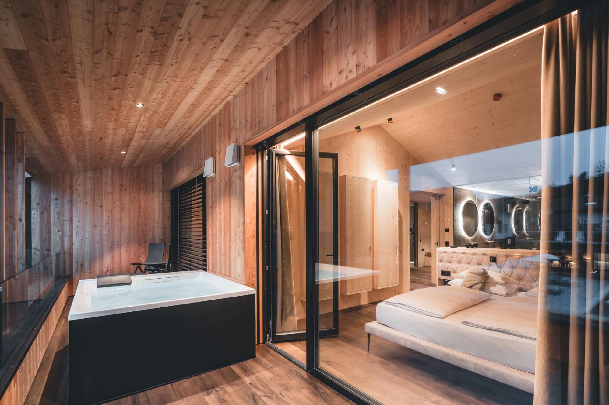 Dolmites Nature Hotel Vigilerhof Сьюзи Экстерьер фото