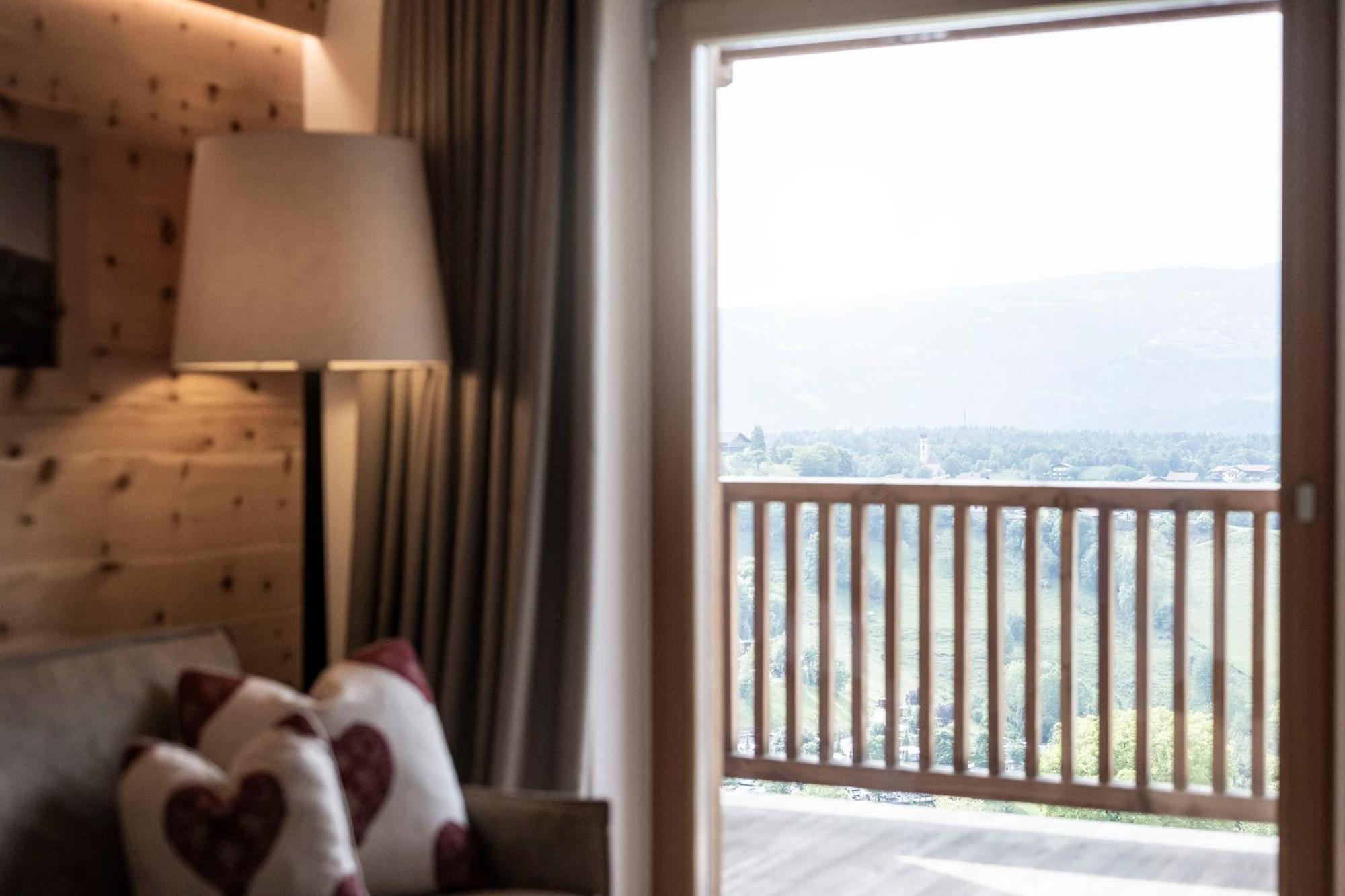 Dolmites Nature Hotel Vigilerhof Сьюзи Экстерьер фото