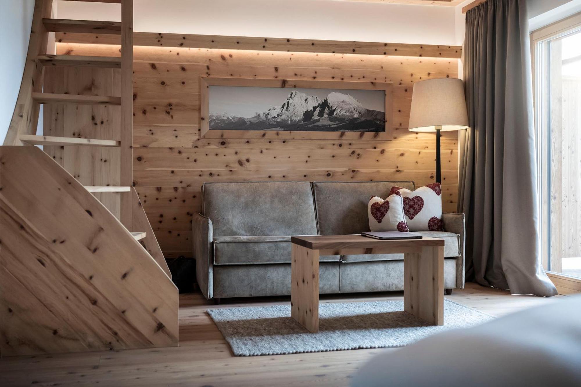 Dolmites Nature Hotel Vigilerhof Сьюзи Экстерьер фото
