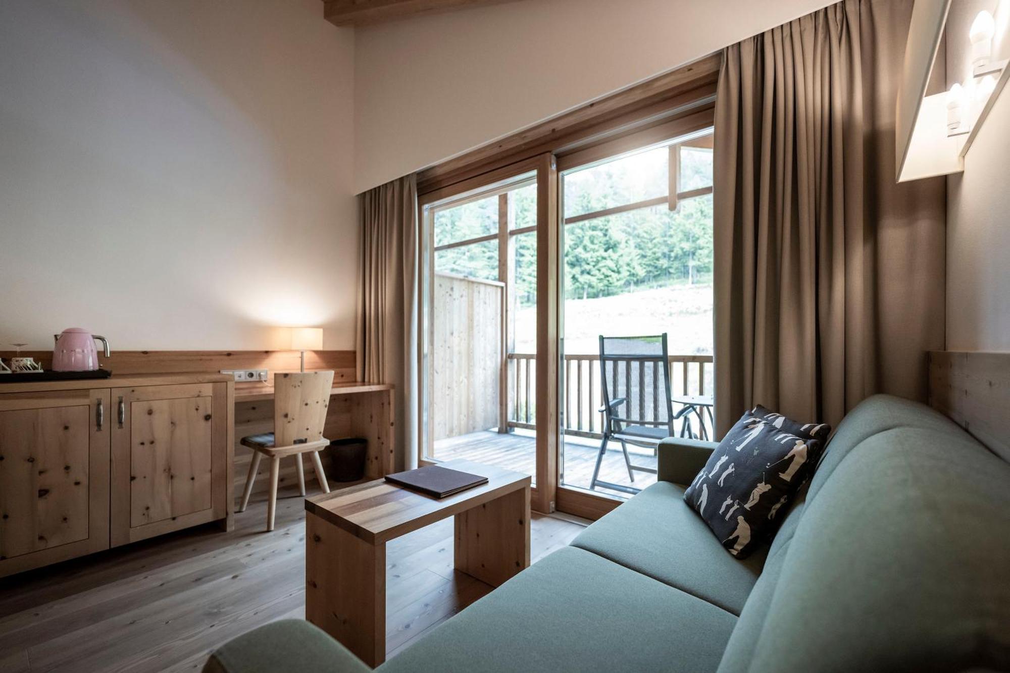 Dolmites Nature Hotel Vigilerhof Сьюзи Экстерьер фото