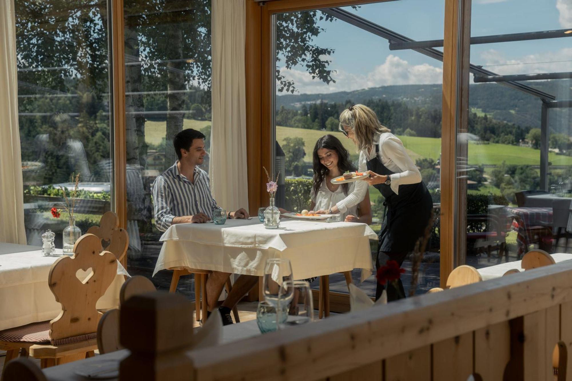 Dolmites Nature Hotel Vigilerhof Сьюзи Экстерьер фото