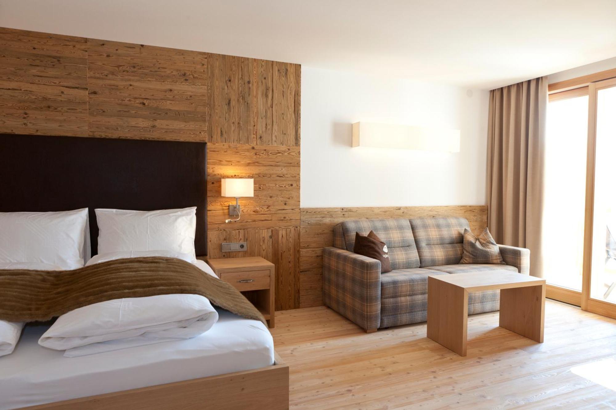 Dolmites Nature Hotel Vigilerhof Сьюзи Экстерьер фото